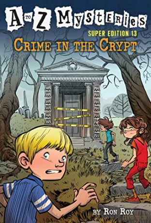 A to Z Mysteries Super Edition #13: Crime in the Crypt - Ron Roy [KSIĄŻKA]
