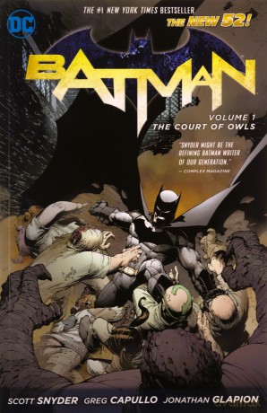 Batman Volume 1: The Court of Owls TP (The New 52): 01 (Batman (DC Comics Paperback)) - Scott Snyder [KSIĄŻKA]