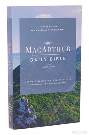 NASB, MacArthur Daily Bible, Paperback, Comfort Print: New American Standard Bible, Comfort Print, a Journey Through God's Word in One Year - John MacArthur [KSIĄŻKA]