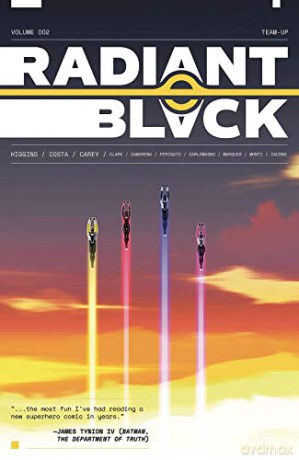 Radiant Black, Volume 2: A Massive-Verse Book: Team-up - Kyle Higgins [KSIĄŻKA]