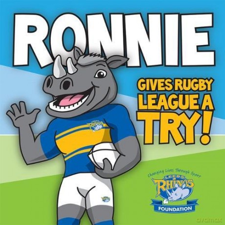 Ronnie Gives Rugby League a Try: Learn to read with Ronnie the Rhino - Ronnie Rhino [KSIĄŻKA]