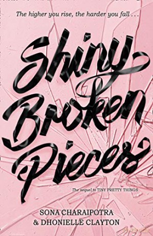 Shiny Broken Pieces - Dhonielle Clayton [KSIĄŻKA]