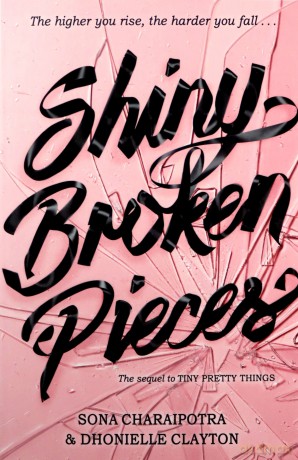 Shiny Broken Pieces - Dhonielle Clayton [KSIĄŻKA]