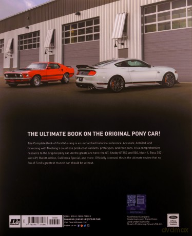 The Complete Book of Ford Mustang: Every Model Since 1964-1/2 (Complete Book Series) - Mike Mueller [KSIĄŻKA]