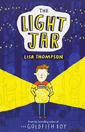 The Light Jar: a twisty mystery by the bestselling author of The Goldfish Boy - Lisa Thompson [KSIĄŻKA]