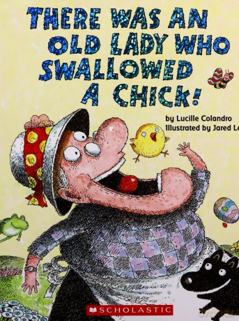 There Was an Old Lady Who Swallowed a Chick! (a Board Book) - Lucille Colandro [KSIĄŻKA]