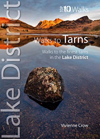 Top 10 Walks to Tarns in the Lake District - Vivienne Crow [KSIĄŻKA]