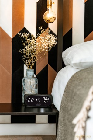 Zegar - Budzik z pomiarem temperatury i wilgotności Adler AD 1186