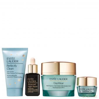 Estée Lauder Daywear skin care gift set