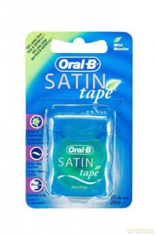 Oral B Dental tape with a mint flavor (Satin Tape Mint) 25 m