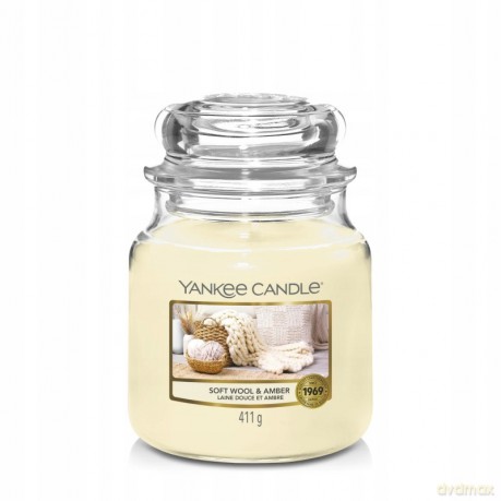 Yankee Candle Aromatic candle Classic medium Autumn Nature Walk 411 g