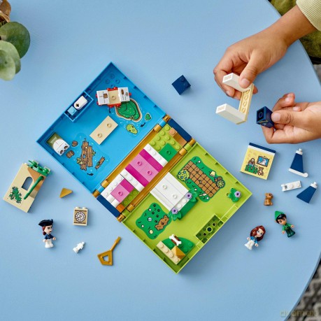 LEGO Disney Książka z przygodami Piotrusia Pana i Wendy (43220) [KLOCKI]