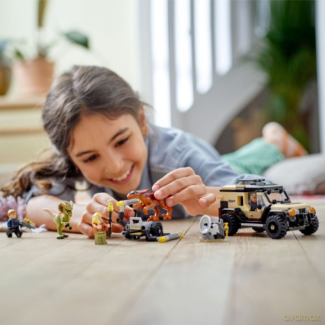 LEGO Jurassic World Transport pyroraptora i dilofozaura (76951) [KLOCKI]