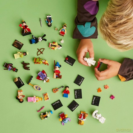 LEGO Minifigures (71038) [KLOCKI]