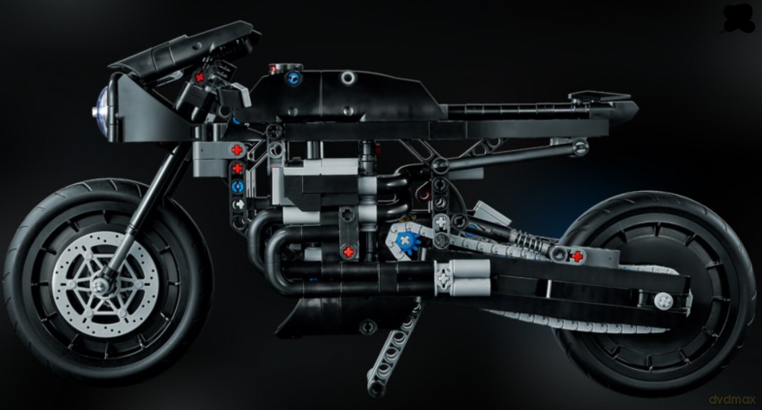 LEGO Technic Batmotor (42155) [KLOCKI]