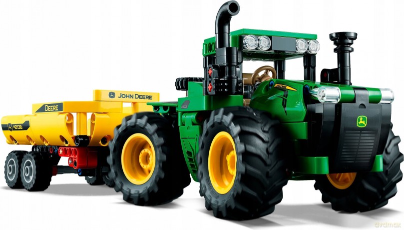LEGO Technic Traktor John Deere 9620R 4WD (42136) [KLOCKI]