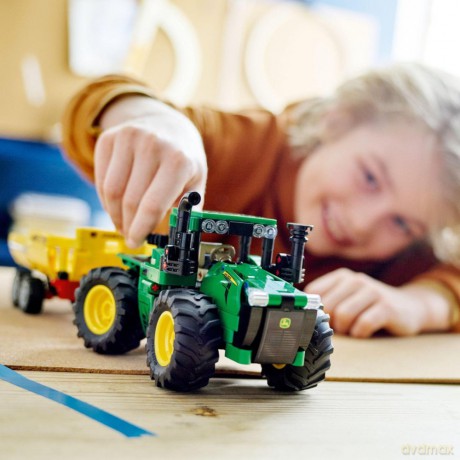 LEGO Technic Traktor John Deere 9620R 4WD (42136) [KLOCKI]