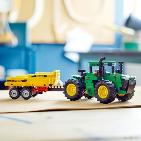 LEGO Technic Traktor John Deere 9620R 4WD (42136) [KLOCKI]