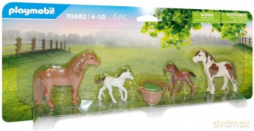Zestaw figurek Country 70682 Kucyki ze źrebakami [FIGURKA]