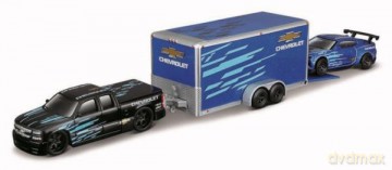 MAISTO 11404-65 Chevrolet Silverado SS+Chevrolet Camaro SS 1:64