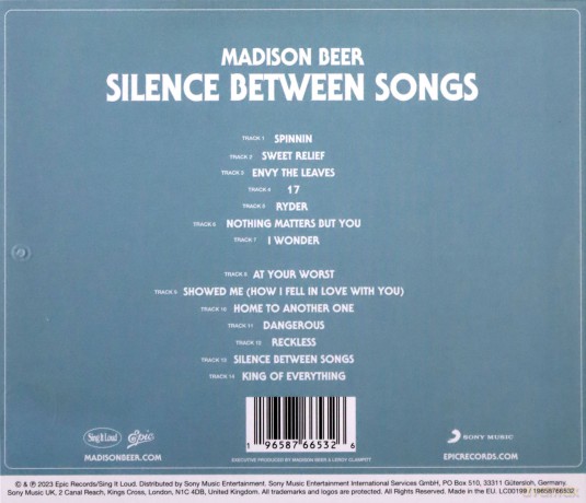 Madison Beer: Silence Between Songs [CD]