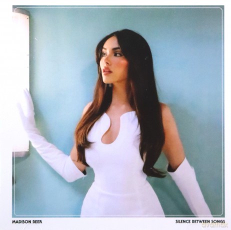 Madison Beer: Silence Between Songs [CD]