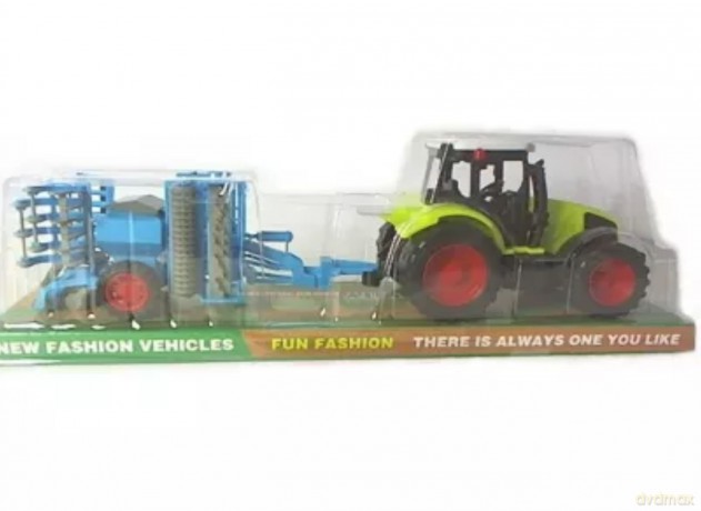 Traktor z maszyną rolniczą 666-152B 05303