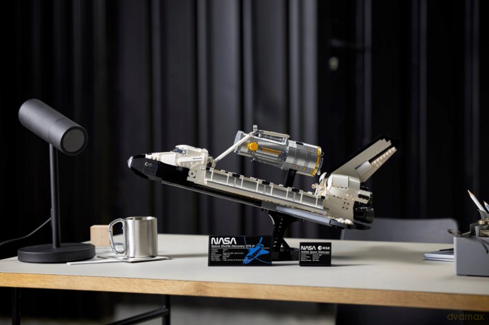 LEGO Icons Wahadłowiec Discovery NASA (10283) [KLOCKI]