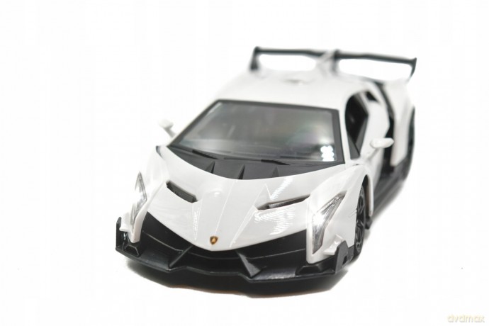 Auto Lamborghini 1:18 sterowane pilotem