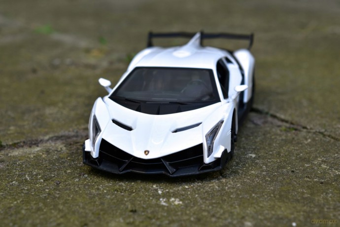 Auto Lamborghini 1:18 sterowane pilotem