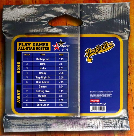 Dog Eat Dog: Play Games/avec RZA du WU Tang Clan/Vinyle Noir Audiophile [Winyl]