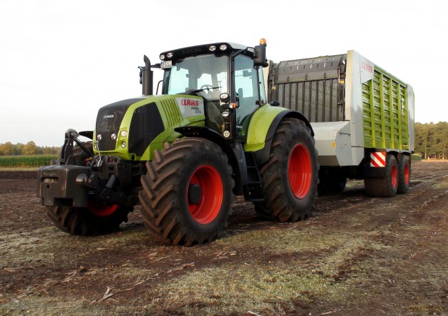 Traktor Na Radio (Ładowarka) G178731