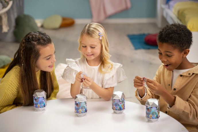 Disney kapsuła z figurkami 100 Surprise Capsule - Series 1 [FIGURKA]