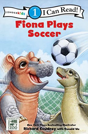 Fiona Plays Soccer: Level 1 - Zonderkidz Books [KSIĄŻKA]