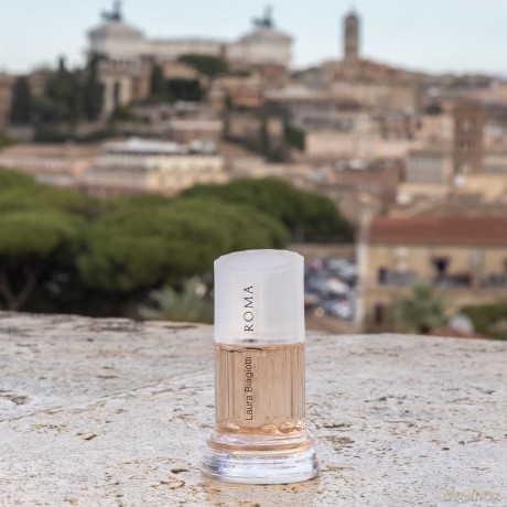 Laura Biagiotti Roma Fiori Bianchi - Woda Toaletowa - Volume: 100 ml