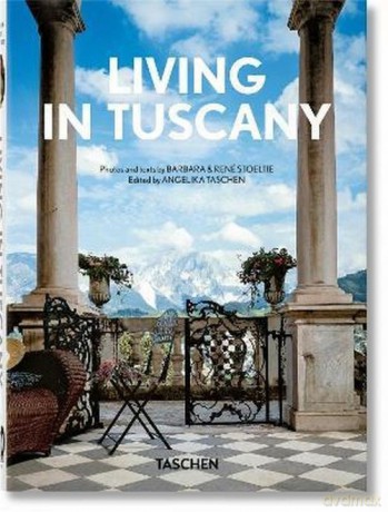 Living in Tuscany [KSIĄŻKA]