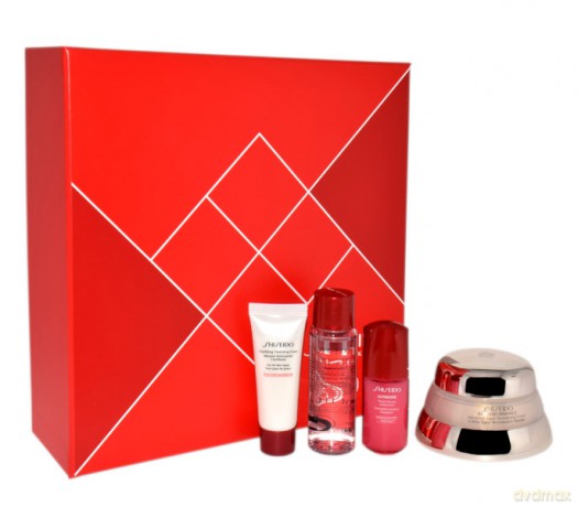 Shiseido Zestaw (Bio-Performance Advanced Super Revitalizing Cream 50 ml + Clarifyaing Foam 15 ml + Treatment Softener Lotion 30 ml + Ultimune Power Infusing Concenrate 10 ml)
