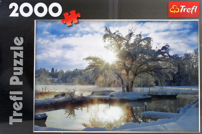 TREFL 2000 Poranek Nad Jeziorem 27044 [PUZZLE]