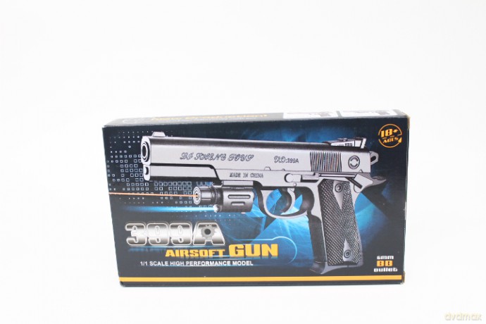 Pistolet na kulki ze światłem w pudełku A129 81312