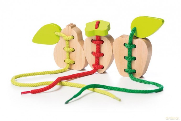 Drewniana zabawka na szurku Owoce 14811CUBIKA