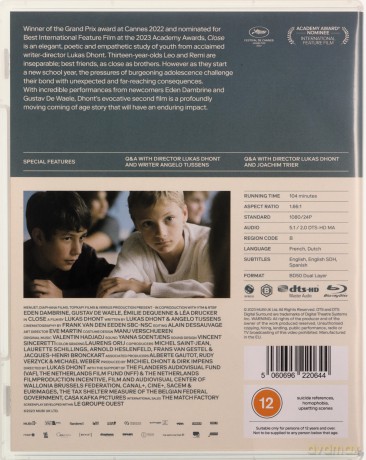 Close (Blisko) [Blu-Ray]