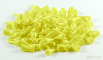 Pionki do gry plastik zwykłe - żółte - 100 szt. [GRA PLANSZOWA]