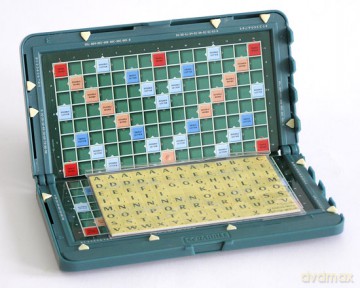 Scrabble Pocket magnetyczne (wersja angielska) [GRA PLANSZOWA]