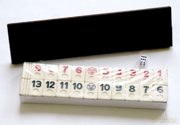 Rummy Deluxe w eleganckiej walizce NG [GRA PLANSZOWA]