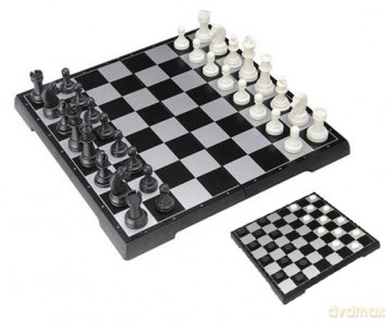 Zestaw gier magn. 2 w 1 czarno-biały 31 cm (4852-B) [GRA PLANSZOWA]