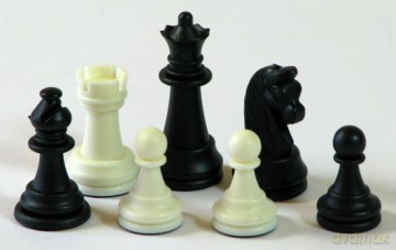Zestaw gier magnetycznych 3 w 1 o boku 31 cm (4850) [GRA PLANSZOWA]