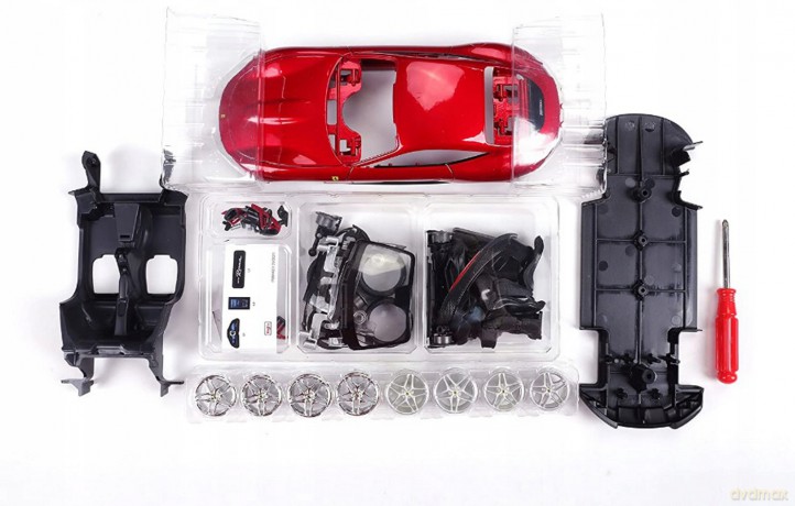 MAISTO 39140 Ferrari Monza SP1 Spider do składania