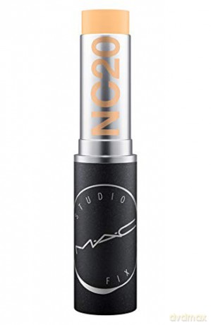 MAC Cosmetics Light liquid concealer Studio Fix (24-Hour Smooth Wear Concealer) 7 ml - Shade: NW30