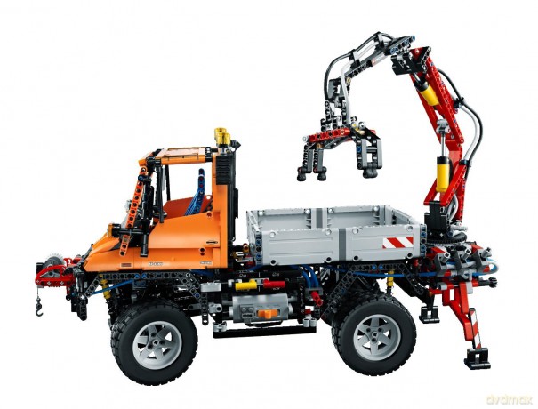 LEGO Technic - Unimog u400 8110 [KLOCKI]