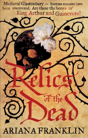 Relics Of The Dead - Ariana Franklin [KSIĄŻKA]